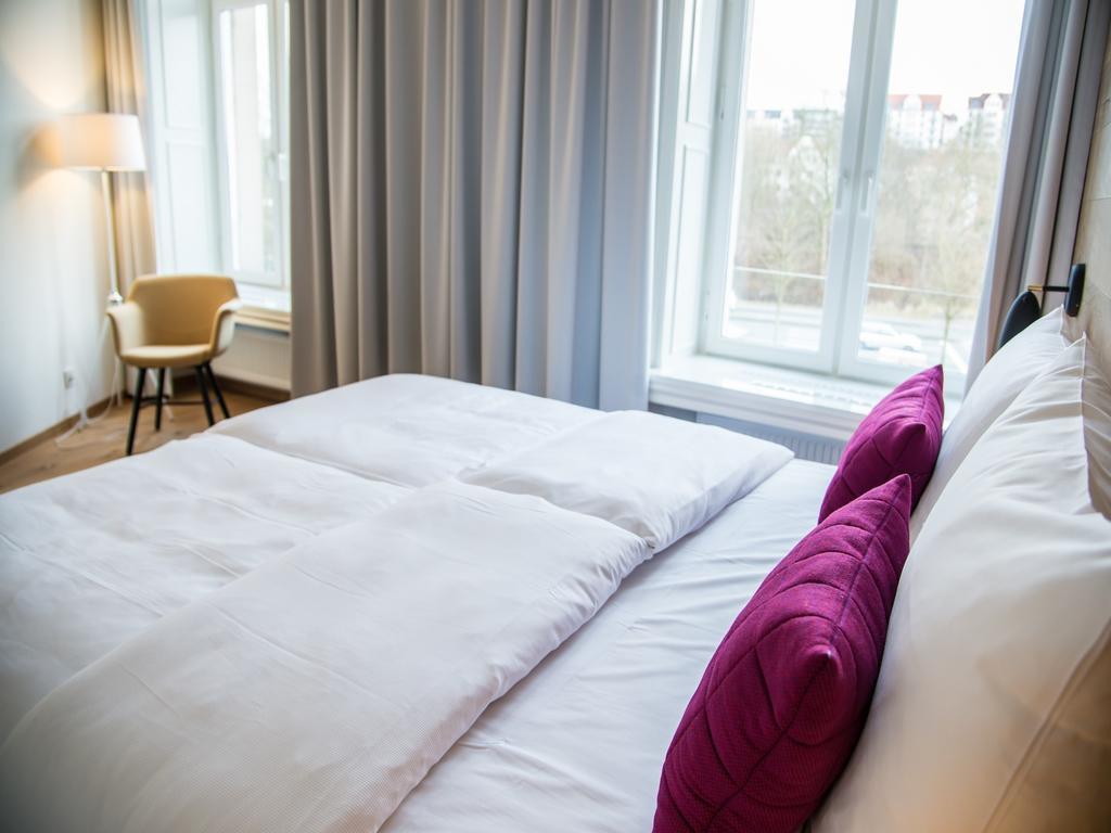 Hotel Alte Post Φλένσμπουργκ Δωμάτιο φωτογραφία